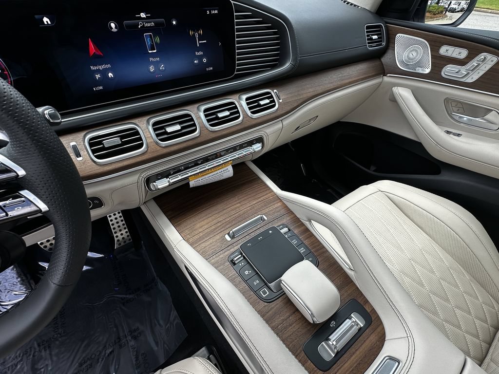 New 2026 Mercedes-Benz GLE 53 AMG 4MATIC image 32