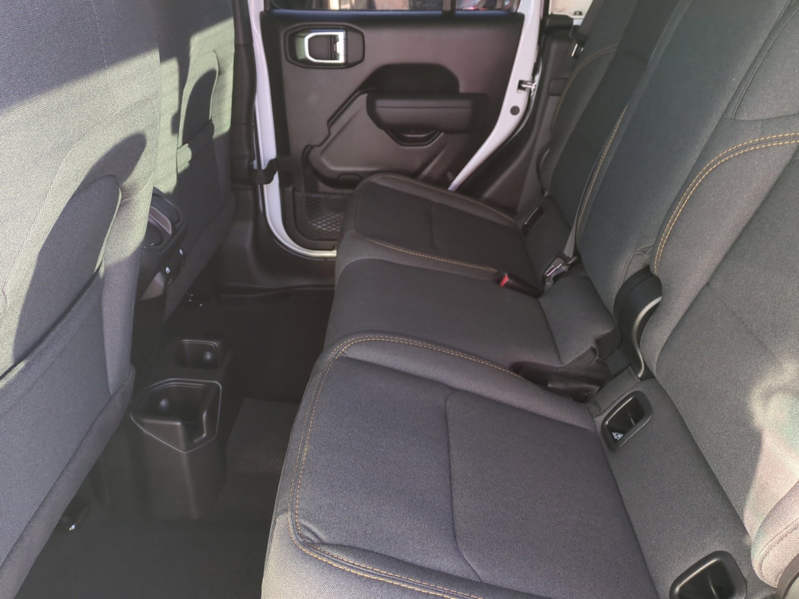 New 2026 Jeep Gladiator Sport image 17