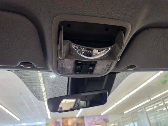 Used 2018 Honda Odyssey EX-L image 27