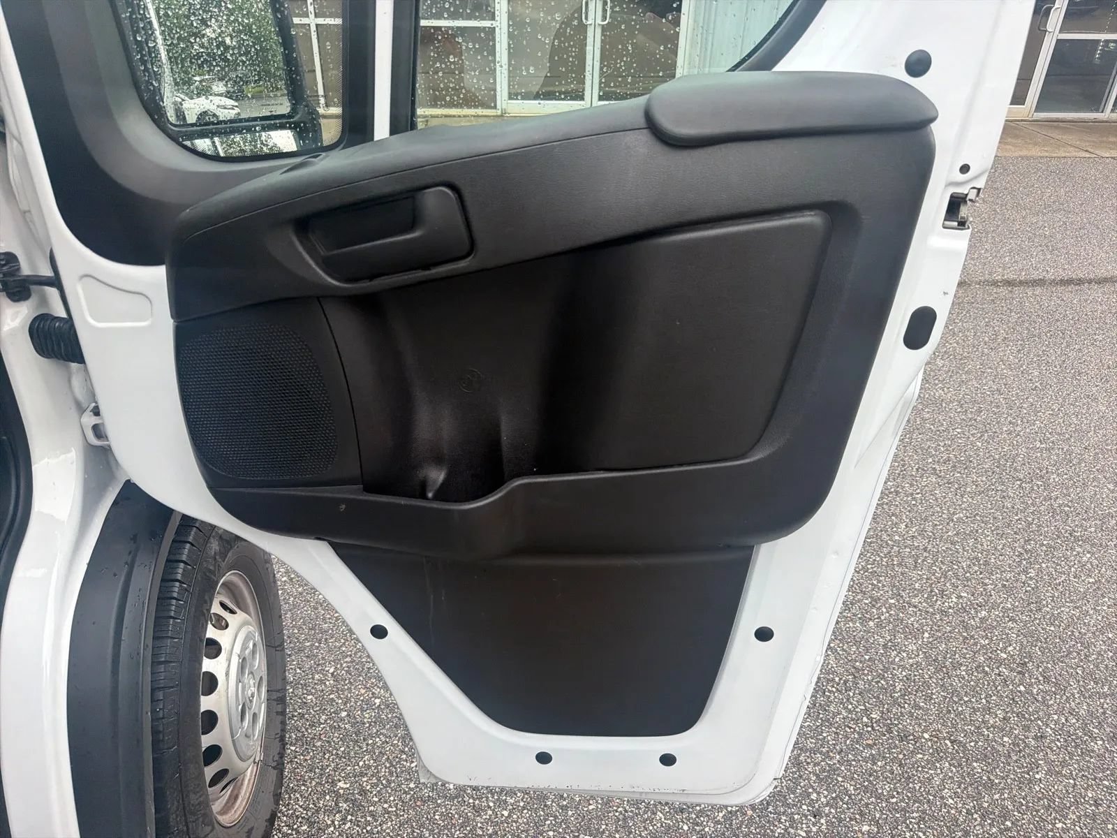 Used 2025 RAM ProMaster 2500 w/ Convenience Group FWD image 21