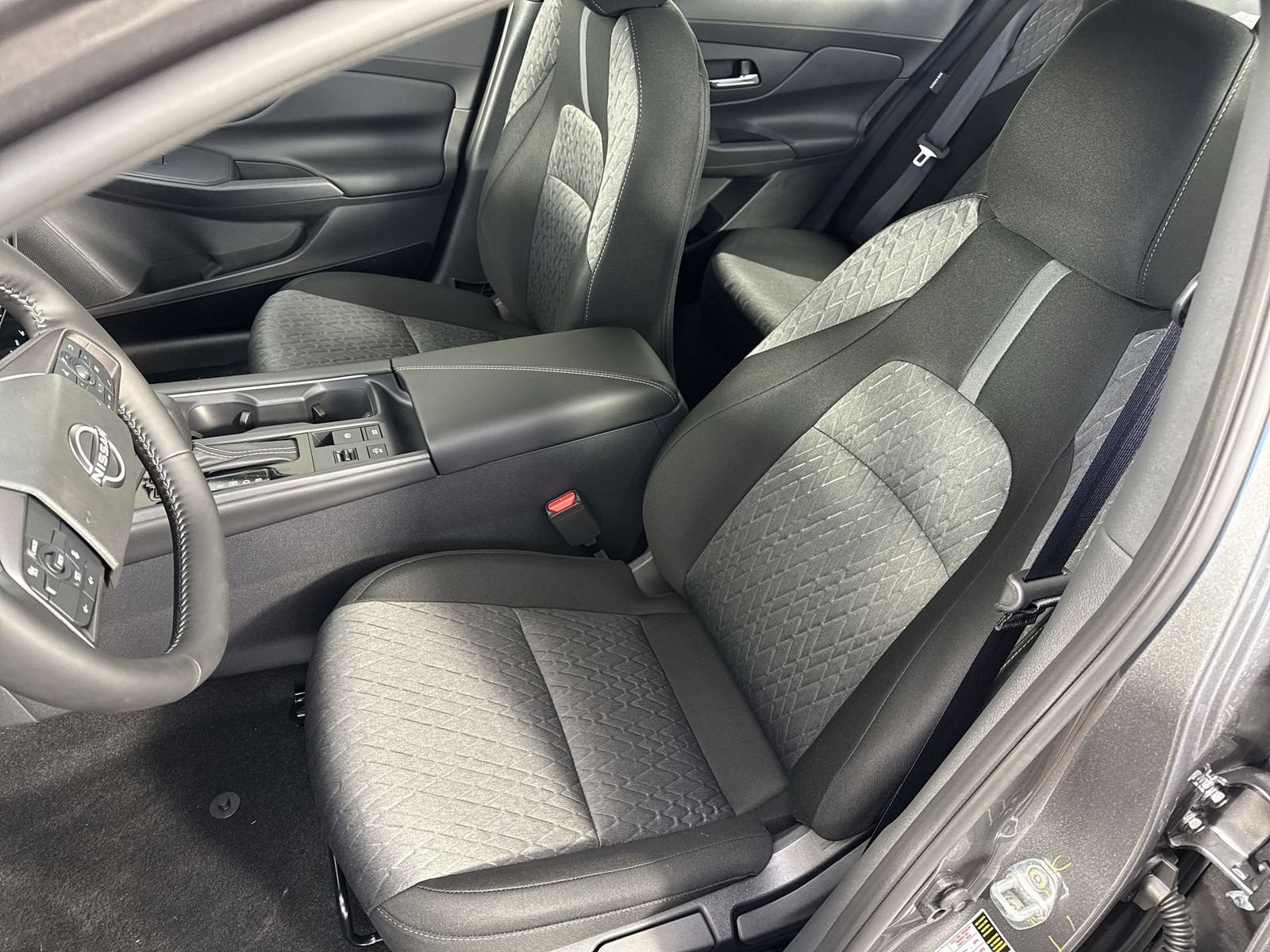 New 2026 Nissan Sentra SV w/ SV Convenience Package FWD image 18