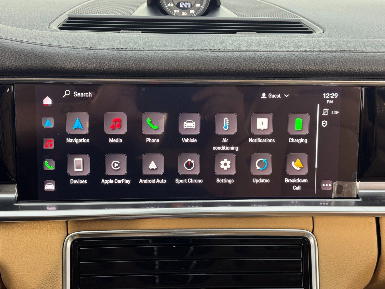 Used 2023 Porsche Panamera 4 image 26