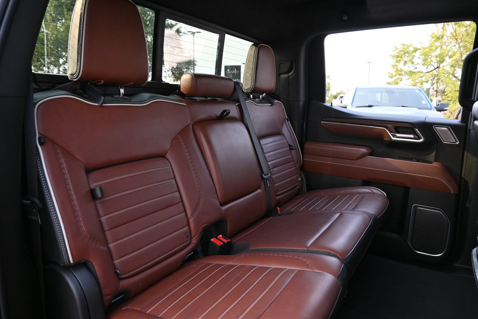 Used 2025 GMC Sierra 1500 Denali Ultimate AWD/4WD image 23