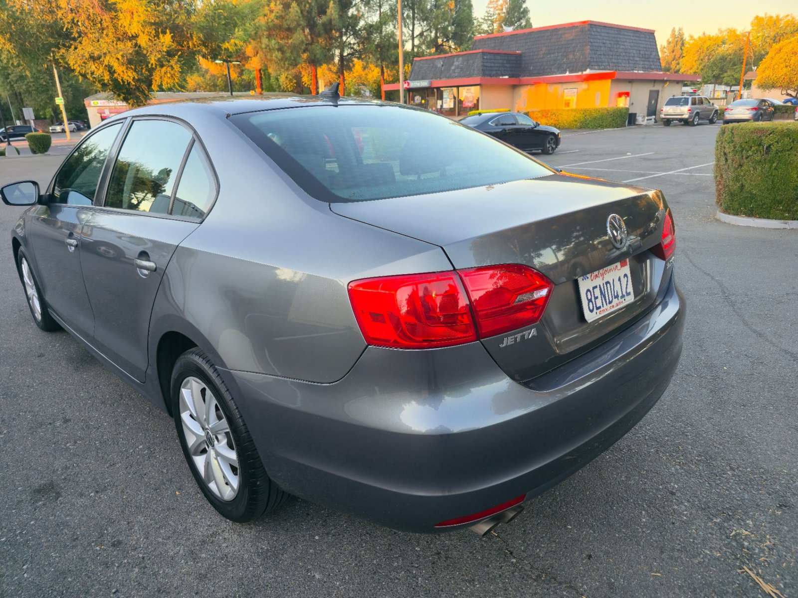 Used 2012 Volkswagen Jetta SE FWD image 7