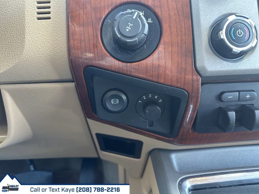 Used 2016 Ford F250 King Ranch w/ King Ranch w/Chrome Package image 32