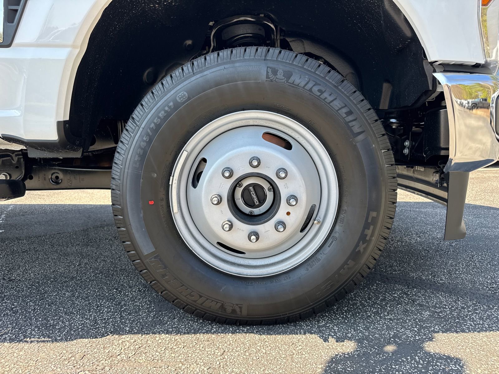 New 2026 Ford F350 XL w/ XL Chrome Package image 12