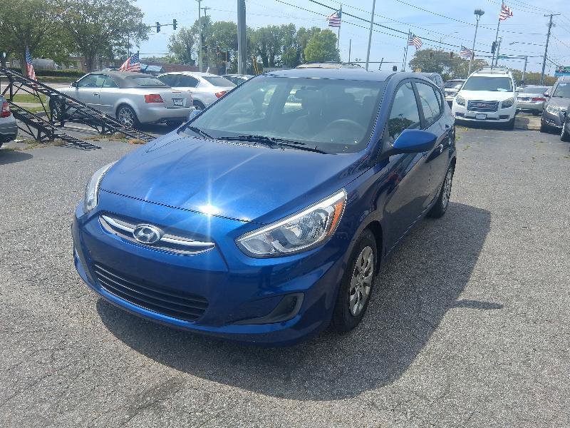 Used 2017 Hyundai Accent SE FWD image 8