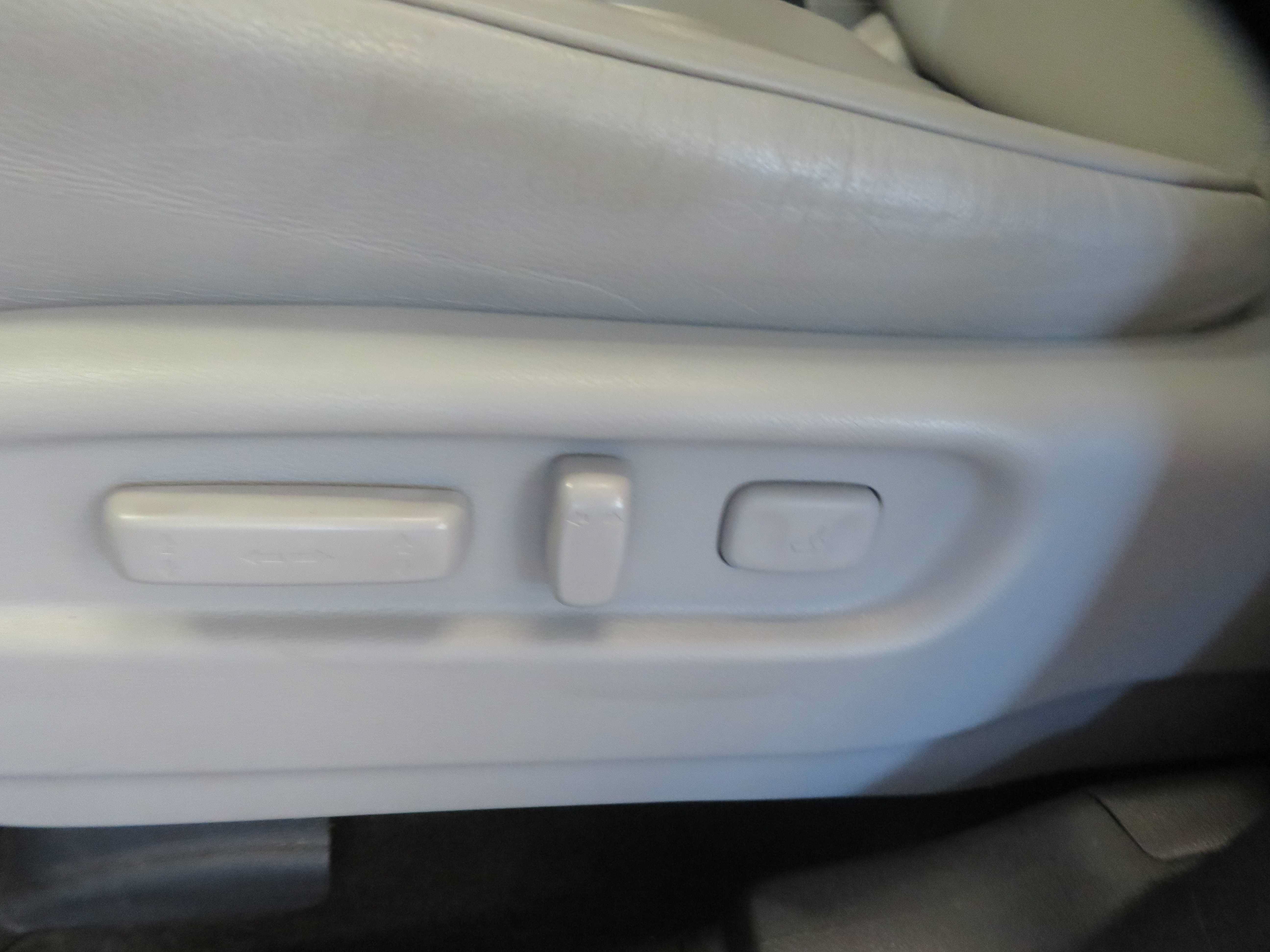 Used 2017 Honda Pilot Touring image 16