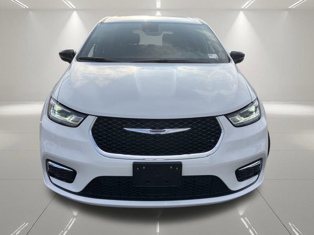 New 2026 Chrysler Pacifica Select image 3