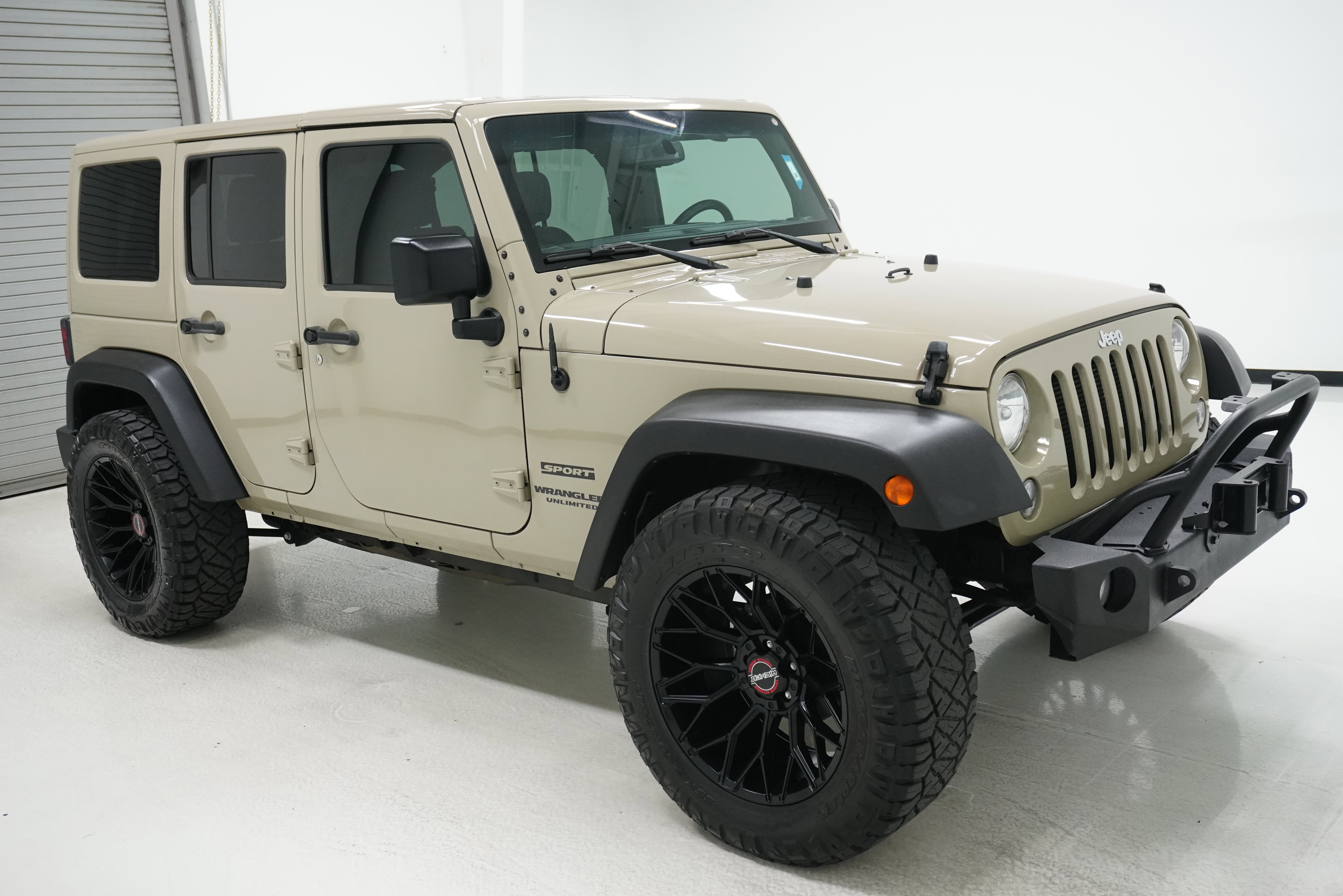 Used 2017 Jeep Wrangler Unlimited Sport w/ Quick Order Package 24S image 3