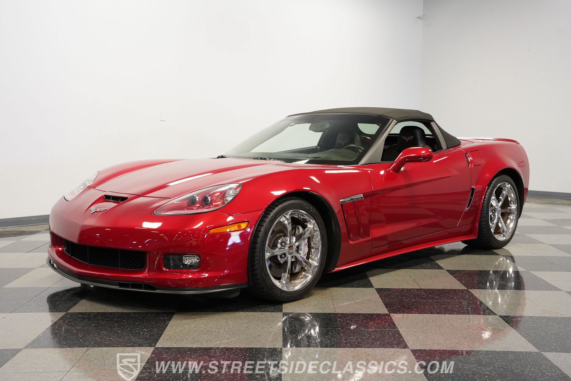Used 2012 Chevrolet Corvette Grand Sport w/ 3LT Preferred Equipment Group RWD image 6