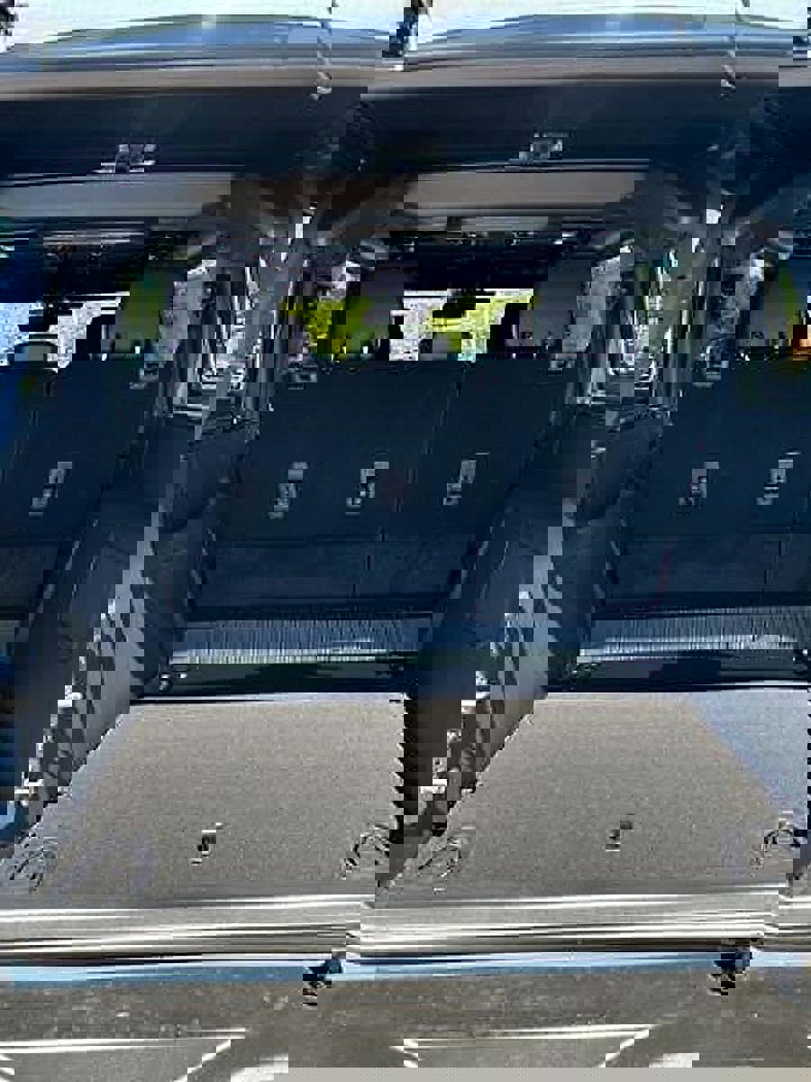 New 2025 Ford Bronco Outer Banks image 9