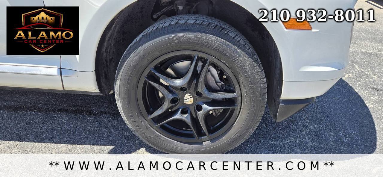 Used 2008 Porsche Cayenne AWD/4WD image 12