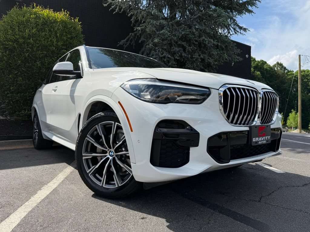 Used 2022 BMW X5 xDrive40i w/ M Sport Package AWD/4WD image 8