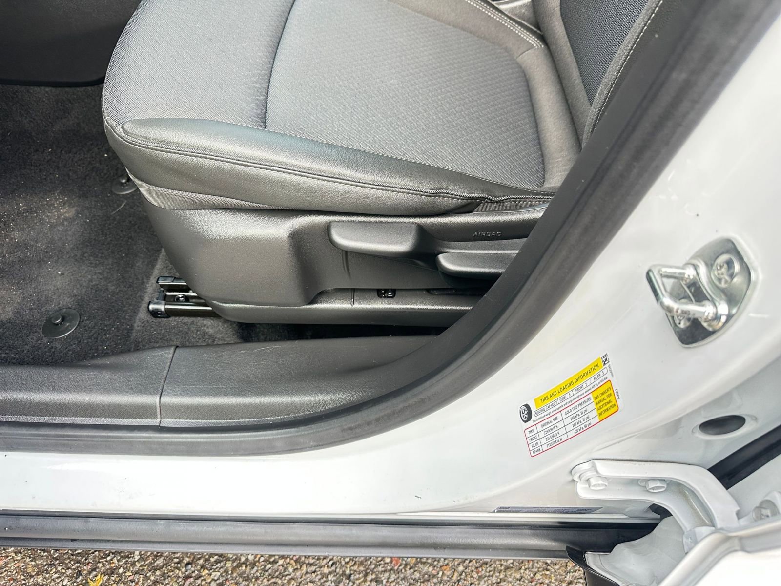 Used 2025 Buick Encore GX Preferred image 23