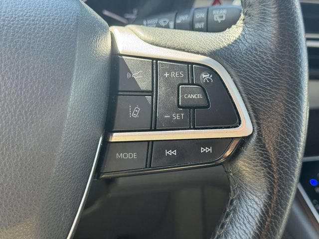 Used 2021 Toyota Sienna XLE FWD image 27