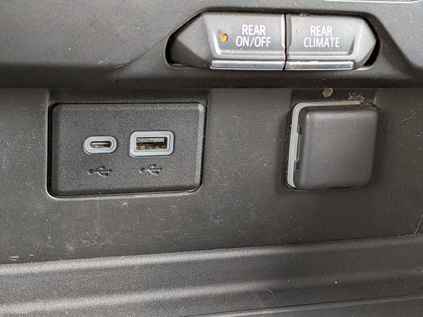 Used 2023 Chevrolet Suburban LS w/ Driver Alert Package AWD/4WD image 8