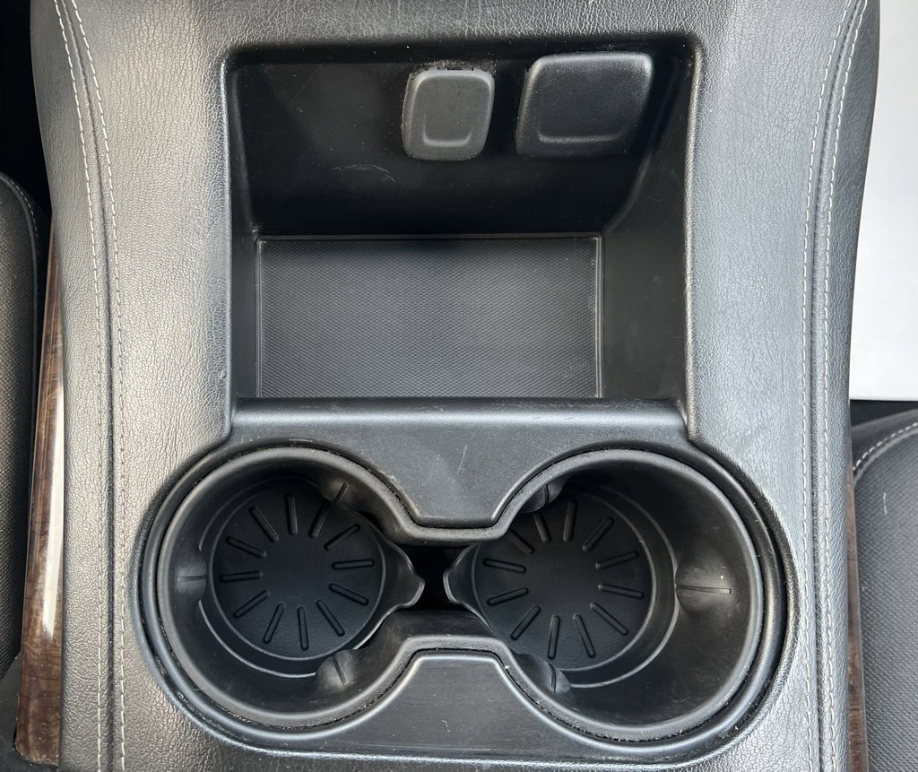 Used 2020 Chevrolet Tahoe LS w/ Enhanced Driver Alert Package image 31