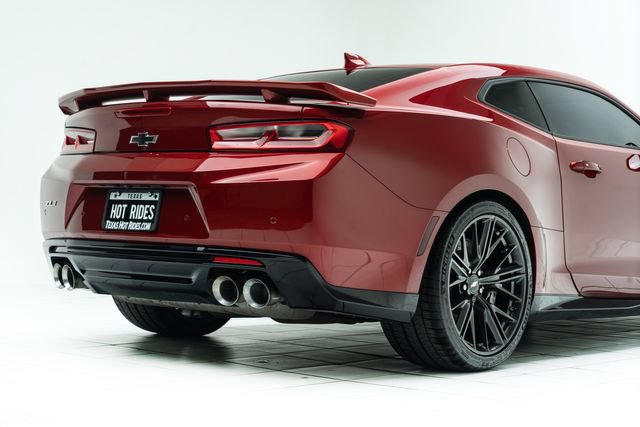 Used 2017 Chevrolet Camaro ZL1 RWD image 14