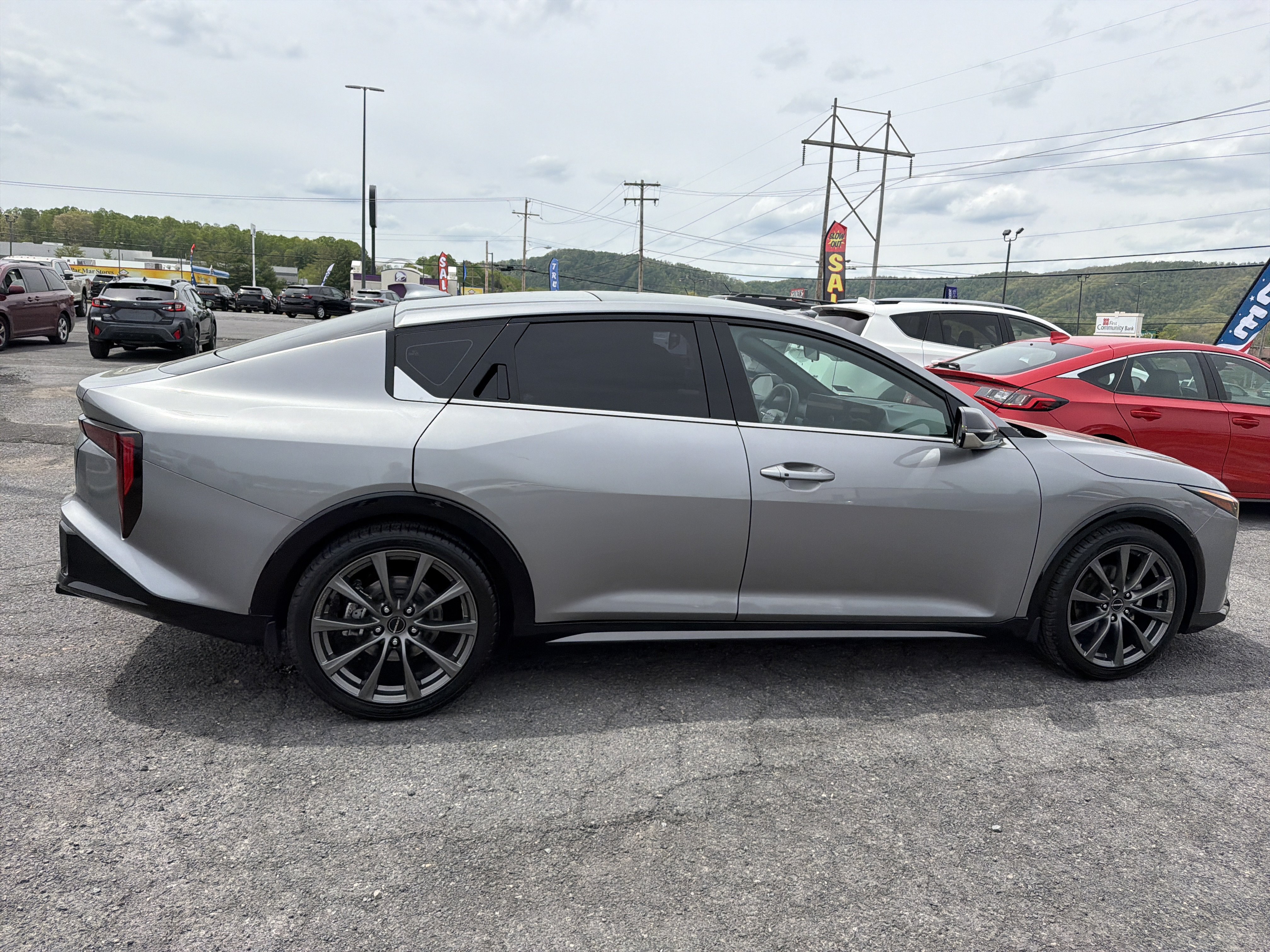 Used 2025 Kia K4 GT-Line w/ GT-Line Sunroof Package FWD image 5
