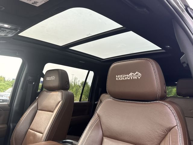 Certified 2021 Chevrolet Suburban High Country w/ Premium Package image 19