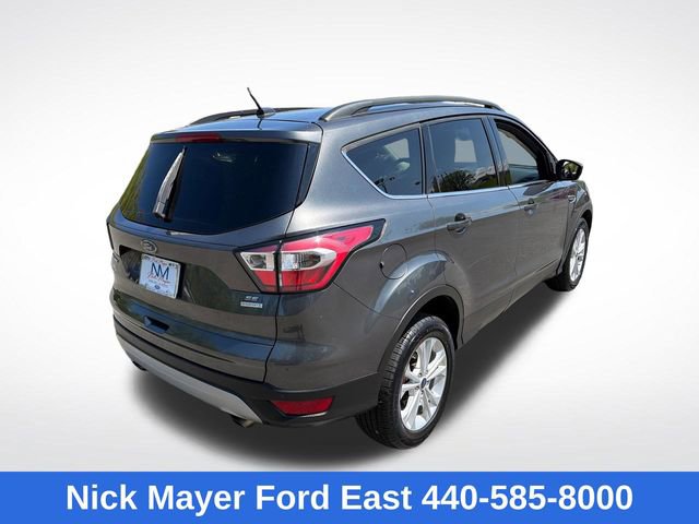 Used 2017 Ford Escape SE w/ Equipment Group 201A FWD image 8