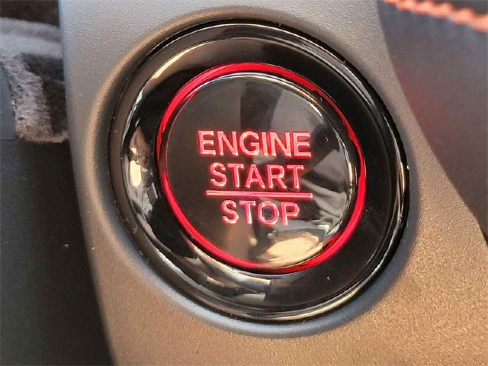 Certified 2025 Honda HR-V Sport image 25
