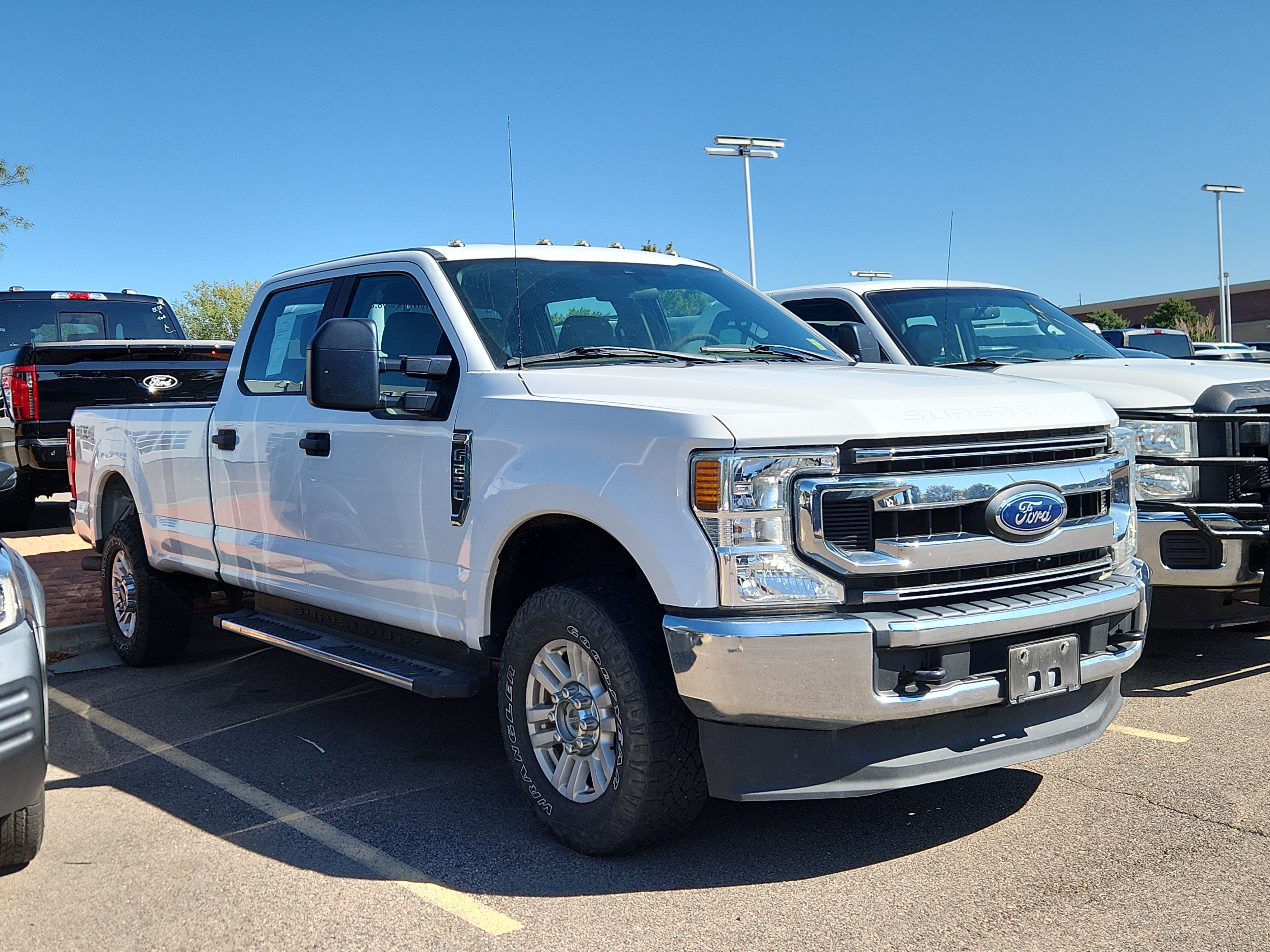 Used 2020 Ford F250 XL w/ STX Appearance Package AWD/4WD image 3
