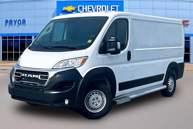 Used 2025 RAM ProMaster 2500 w/ U-Haul Equipment Group FWD image 3