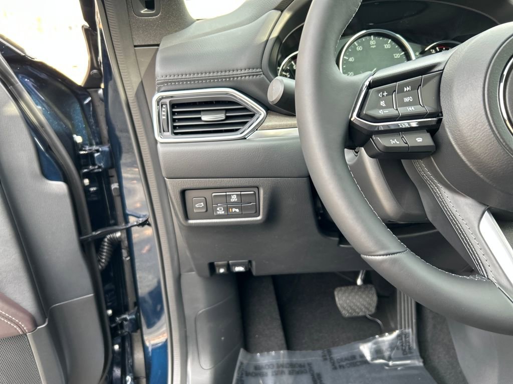New 2025 MAZDA CX-5 Signature image 23