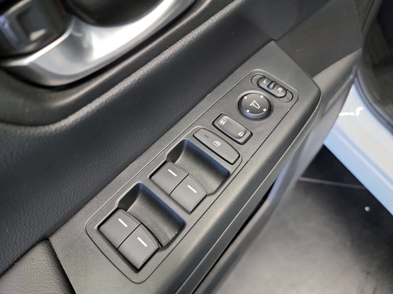 Certified 2024 Honda CR-V Sport-L image 14