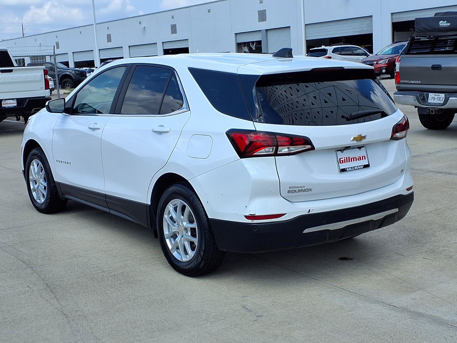 Used 2024 Chevrolet Equinox LT FWD image 4