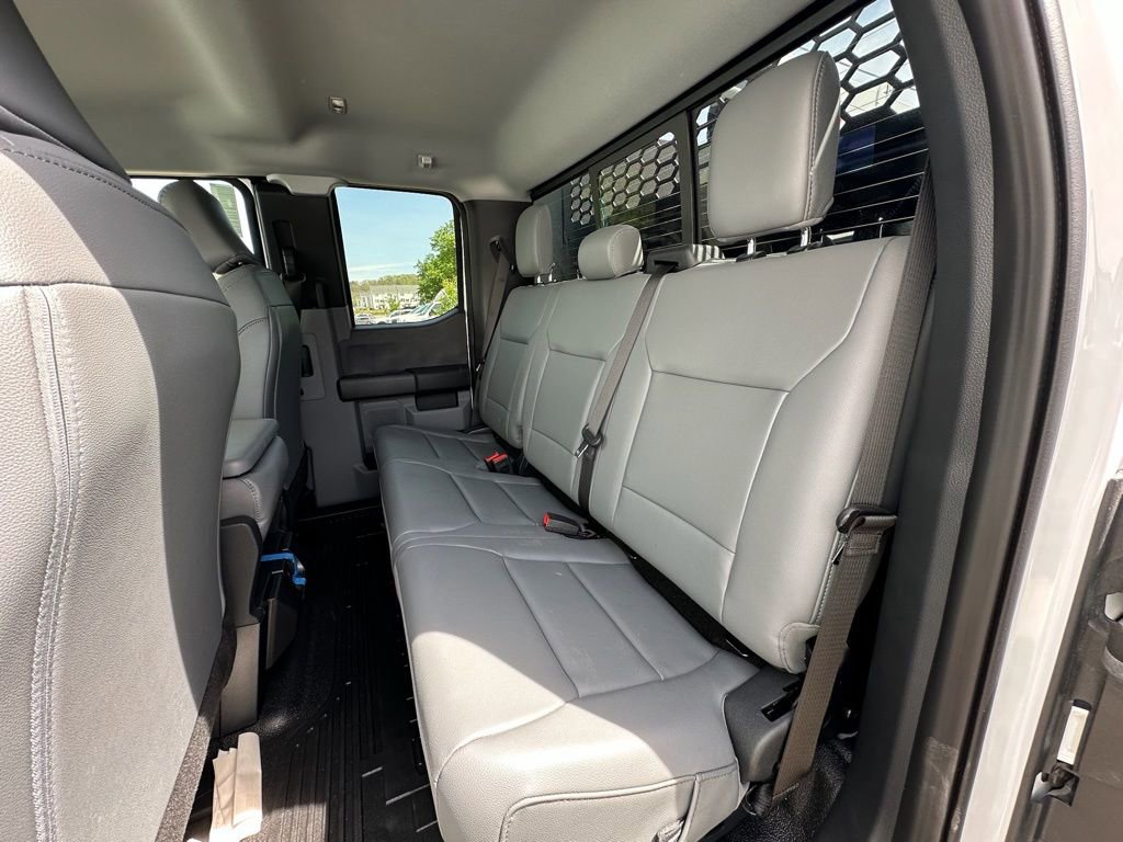 New 2025 Ford F550 4x4 Supercab Super Duty image 27