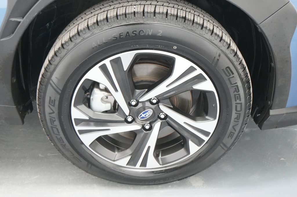 Used 2024 Subaru Crosstrek 2.0i Premium AWD/4WD image 11