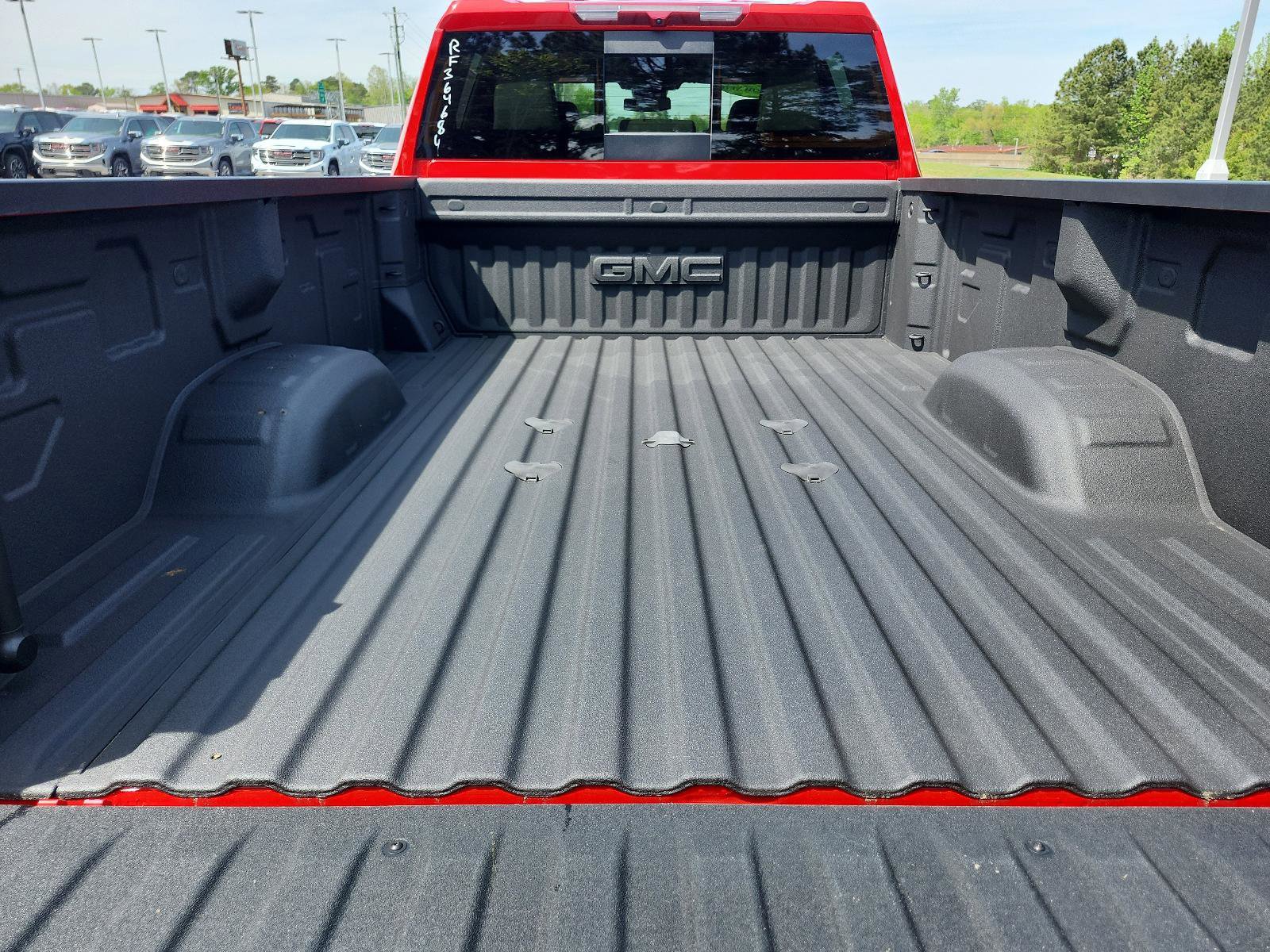 Used 2024 GMC Sierra 3500 SLT w/ SLT Convenience Package image 16