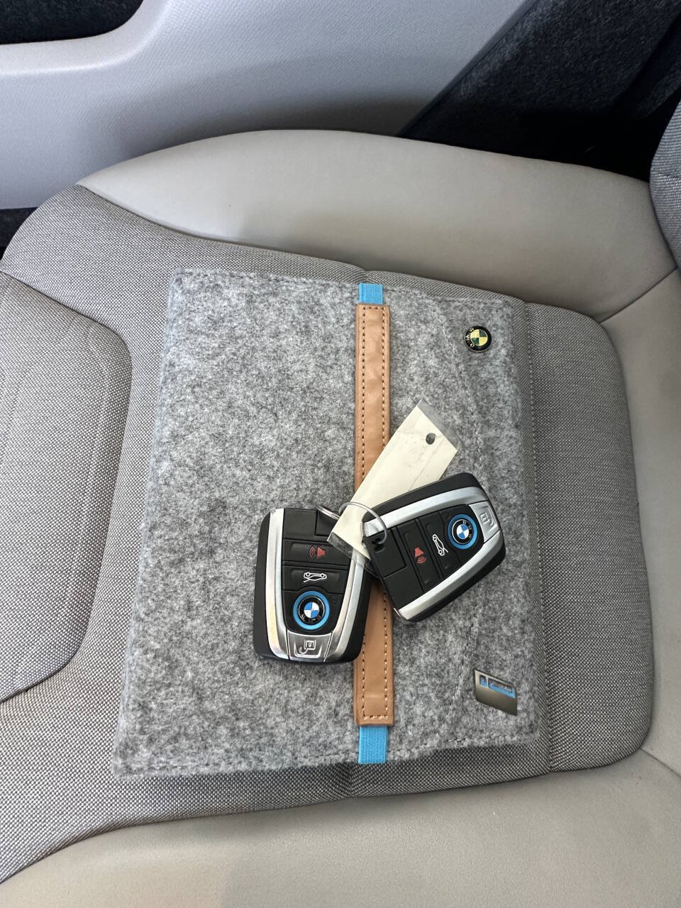 Used 2015 BMW i3 w/ Range Extender RWD image 18