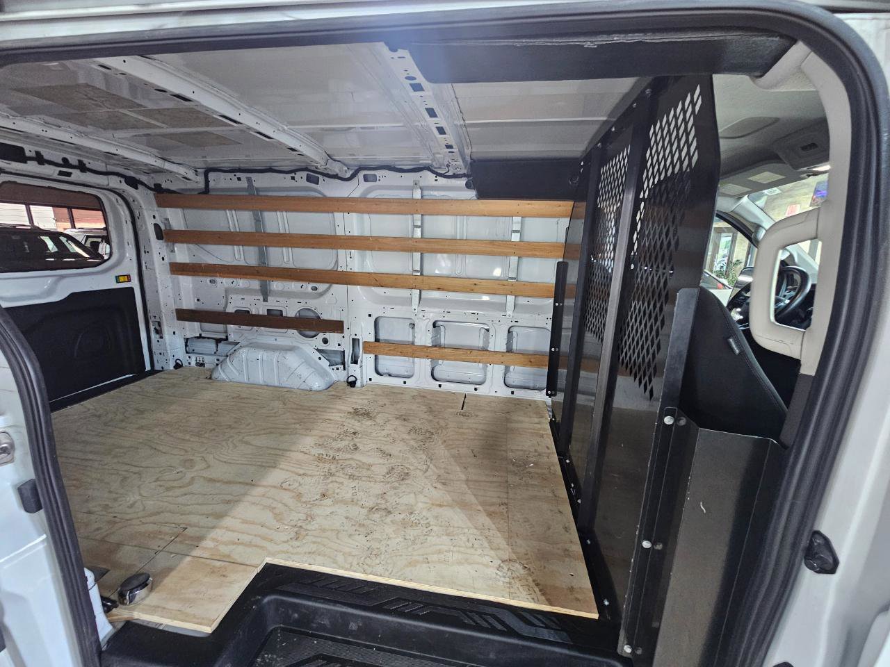 Used 2022 Ford Transit 250 Low Roof w/ Exterior Upgrade Package RWD image 15