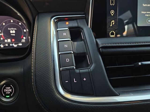 Used 2024 GMC Yukon AT4 w/ Technology Package image 19