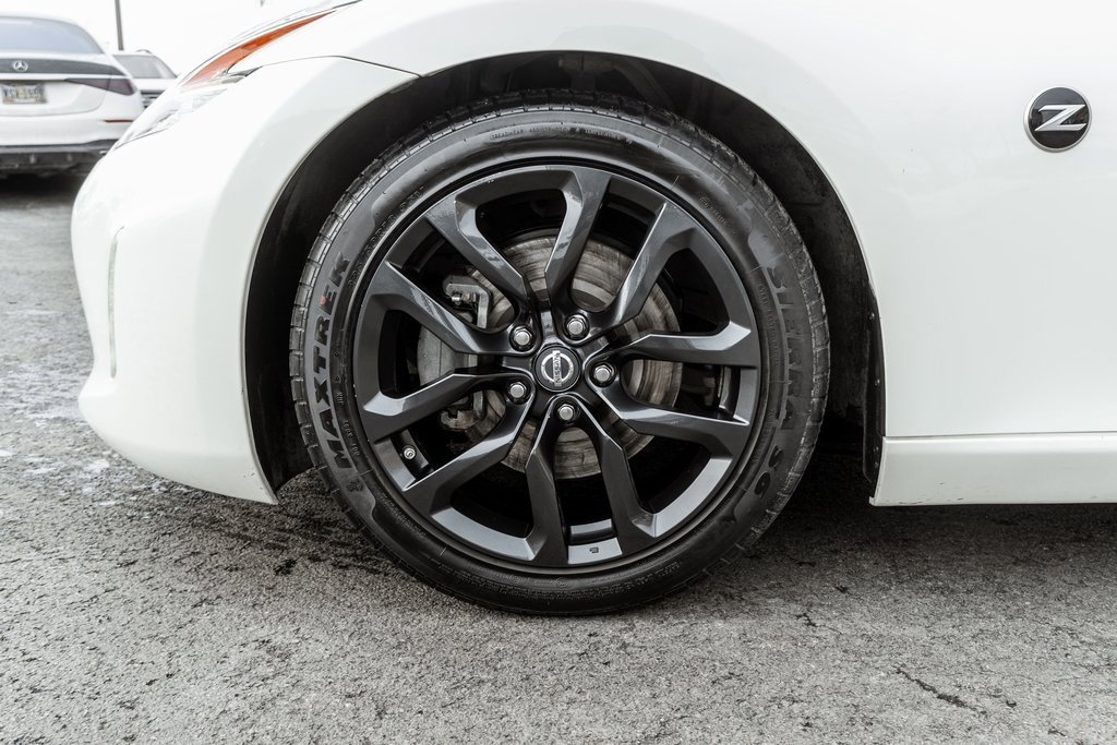 Used 2016 Nissan 370Z Touring image 28