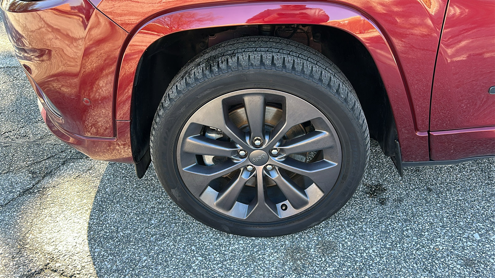 Used 2021 Jeep Cherokee High Altitude image 9