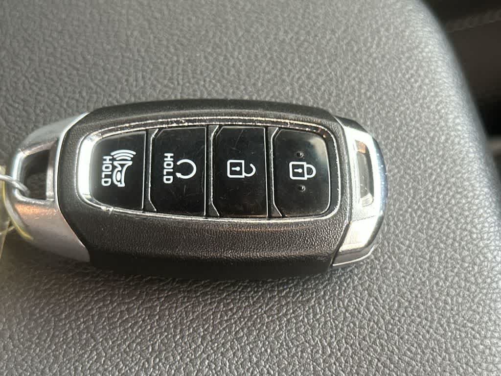 Used 2023 Hyundai Kona SEL w/ Cargo Package AWD/4WD image 28