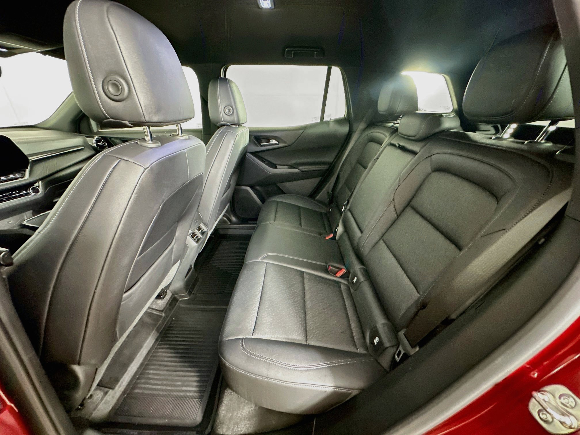 Used 2025 Chevrolet Equinox LT w/ Convenience Package II FWD image 27
