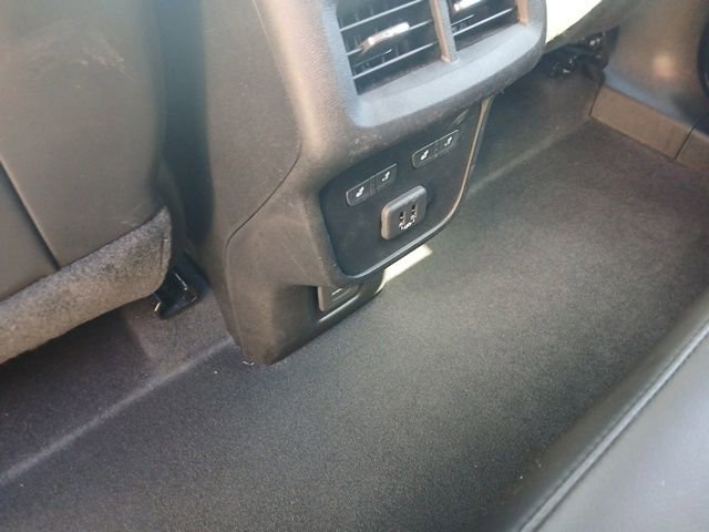 Used 2022 Chevrolet Equinox Premier image 10