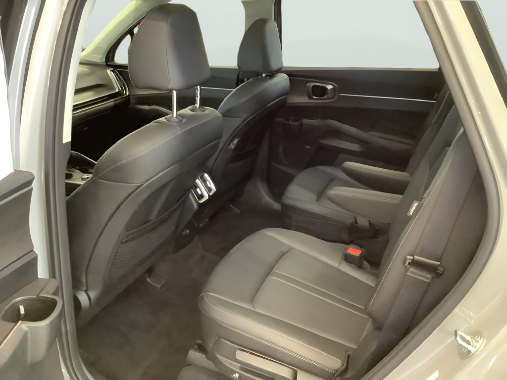 Certified 2026 Kia Sorento X-Line EX AWD/4WD image 16