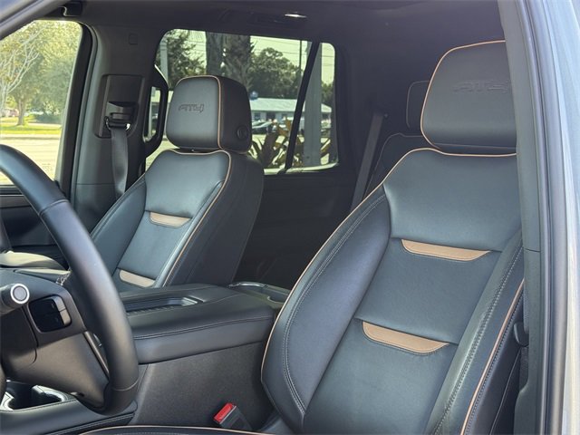 Used 2023 GMC Yukon AT4 image 16