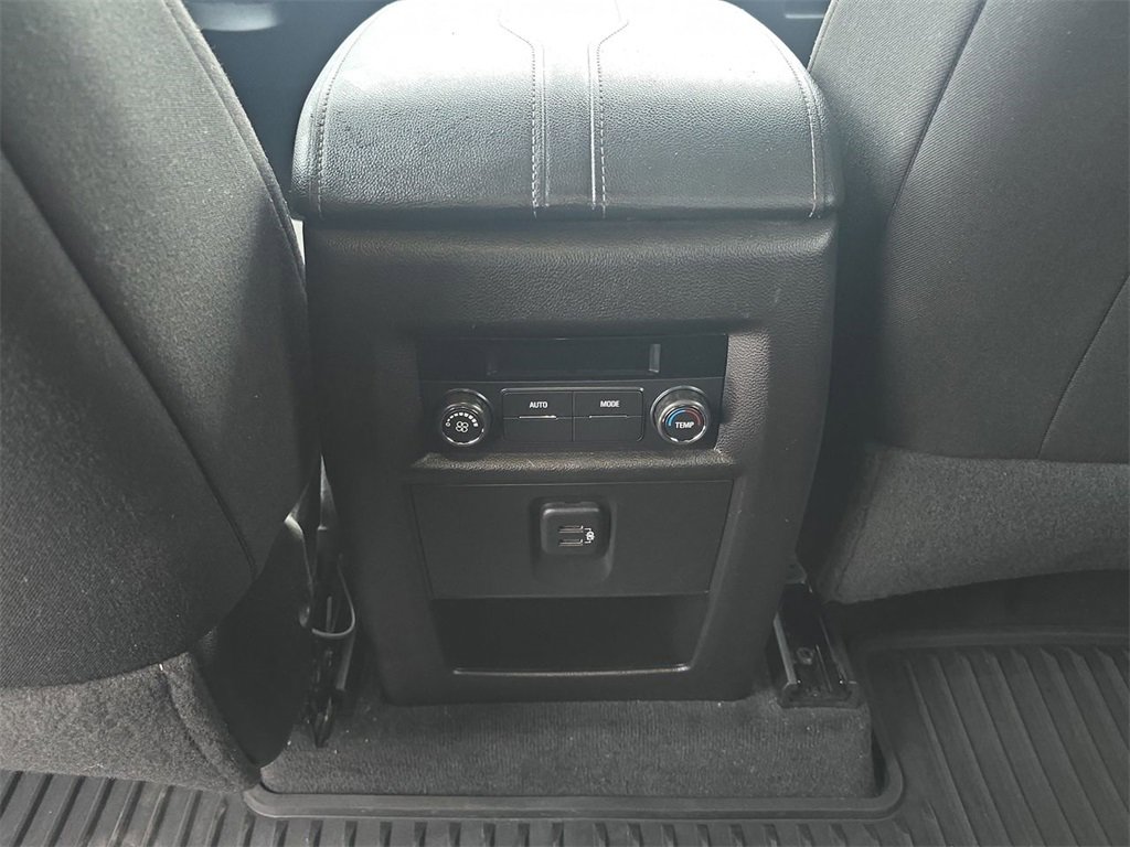 Certified 2022 Chevrolet Traverse LT w/ Midnight/Sport Edition image 22