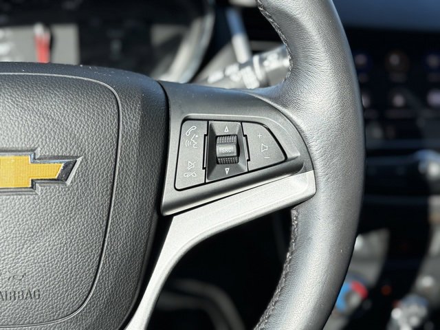 Certified 2022 Chevrolet Trax LT w/ LT Convenience Package image 22