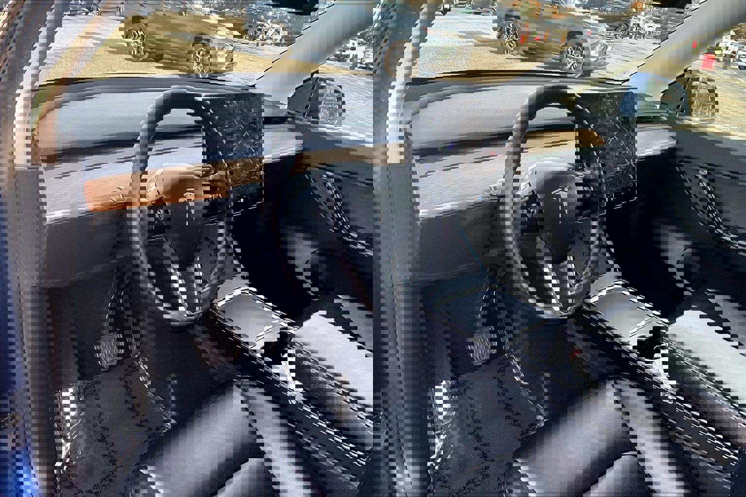 Used 2021 Tesla Model Y Long Range image 12