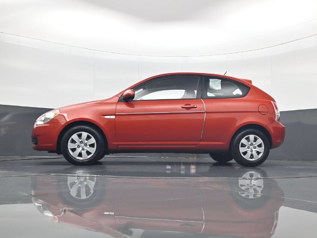Used 2010 Hyundai Accent GS FWD image 29