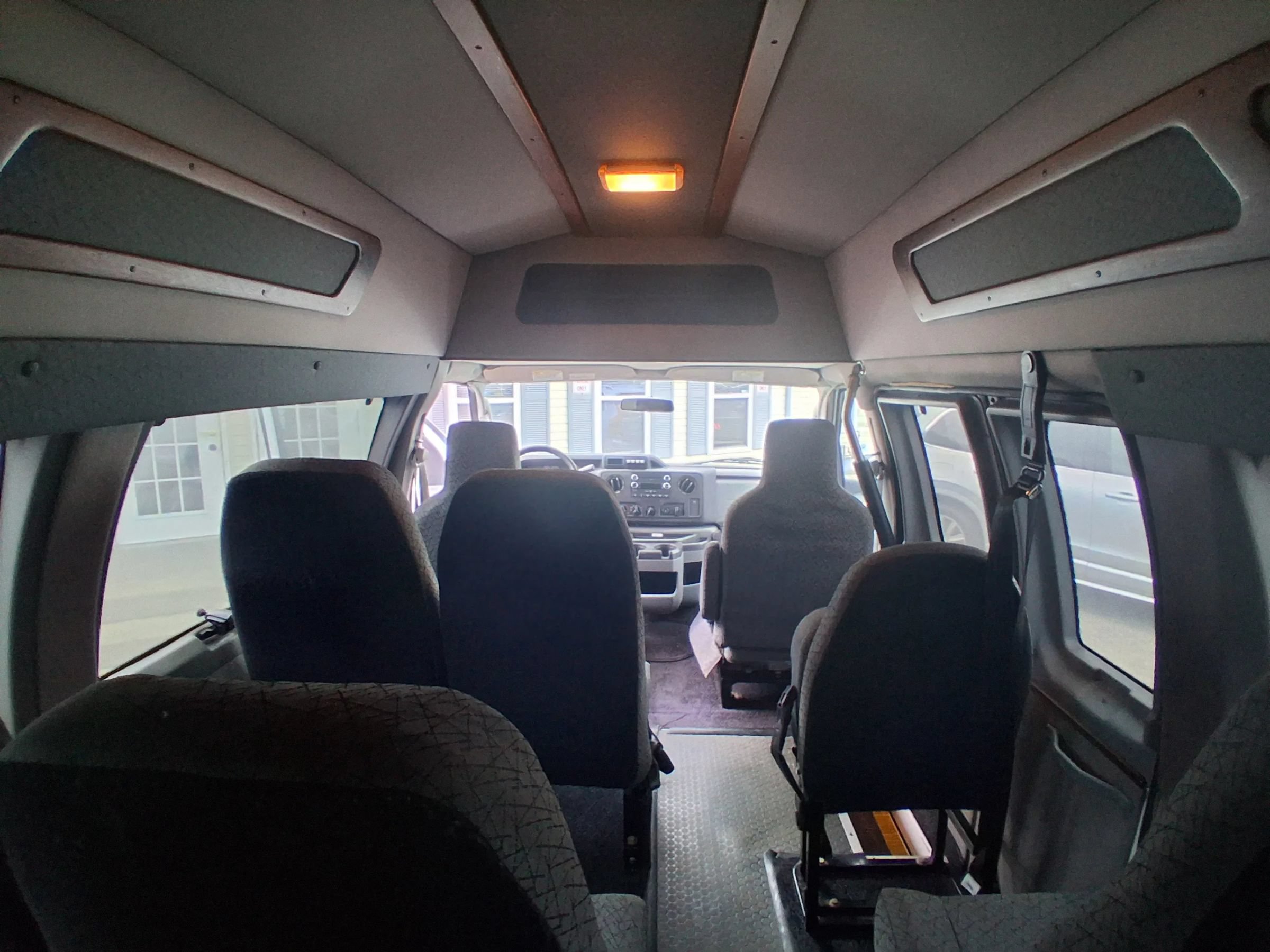 Used 2014 Ford E-250 and Econoline 250 Extended RWD image 20